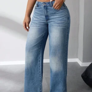 Wide Leg Jeans with Pockets