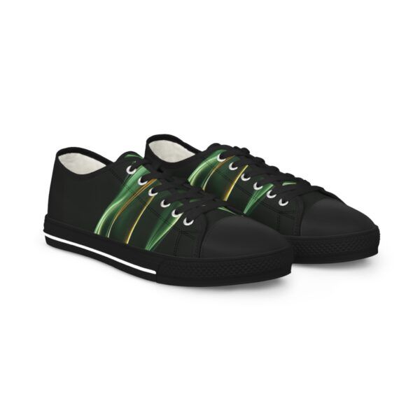 Stylish Men Low Top Sneakers