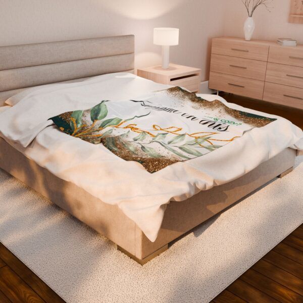 Cozy Velveteen Plush Blanket, Snuggle in This - Image 6