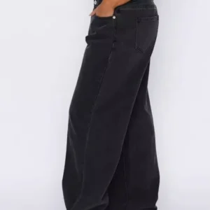 Wide Leg Jeans with Pockets - Image 4