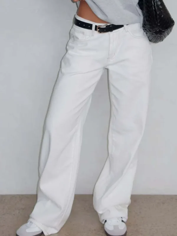 Wide Leg Jeans with Pockets - Image 1